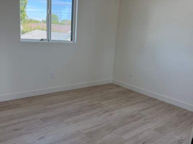 2 BR, 2 BA Apartment 7538 Cozycroft Avenue, Los Angeles, CA 91306