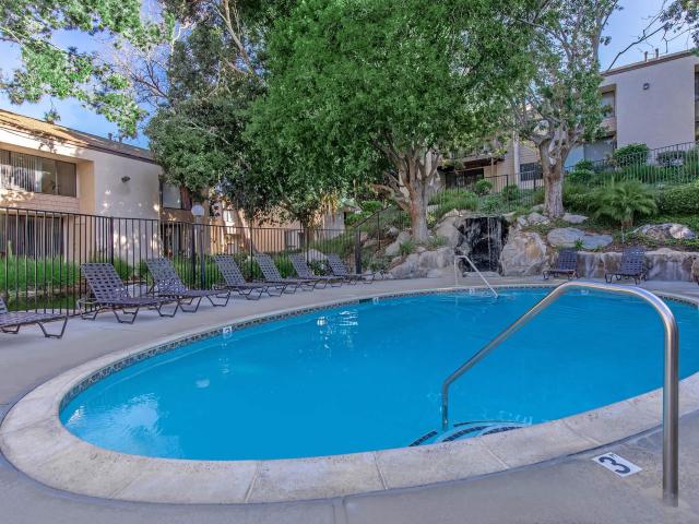 2 BR, 2 BA Apartment 7562 Ellis Ave Unit J 02, Huntington Beach, CA 92648