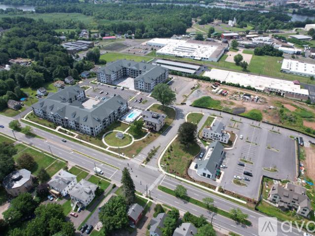 2 BR, 2 BA Apartment 75 Marlborough Street, Unit Brainerd Place, Portland, CT 06480