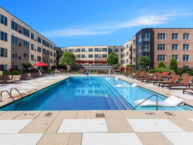 2 BR, 2 BA Apartment 75 Sterling Blvd Unit VIV 425, Englewood, NJ 07631