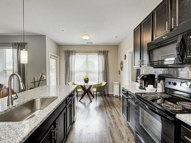2 BR, 2 BA Apartment 7600 Huntington Park Drive, Suite 101 Unit 108 7580, Columbus, OH 43235