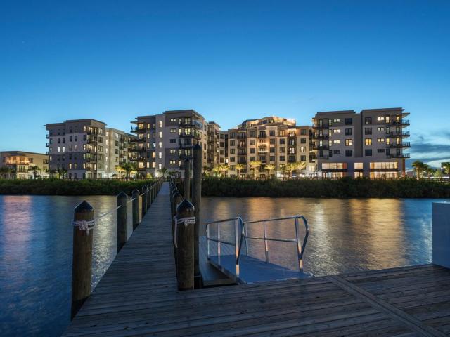 2 BR, 2 BA Apartment 7616 W Courtney Campbell Cswy Unit 358, Tampa, FL 33607