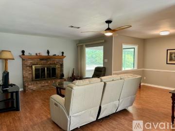 2 BR, 2 BA Apartment 7725 Mamalu Place, Diamondhead, MS 39525
