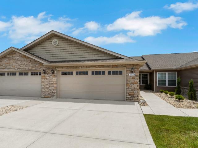 2 BR, 2 BA Apartment 7925 Carlington Rd Unit 5535HH, Indianapolis, IN 46237