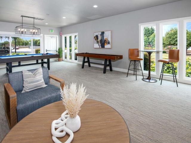 2 BR, 2 BA Apartment 7928 La Riviera Drive Unit 299, Sacramento, CA 95826