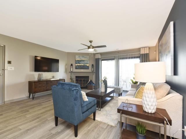 2 BR, 2 BA Apartment 79 Highwood Place Unit 65, Louisville, KY 40206