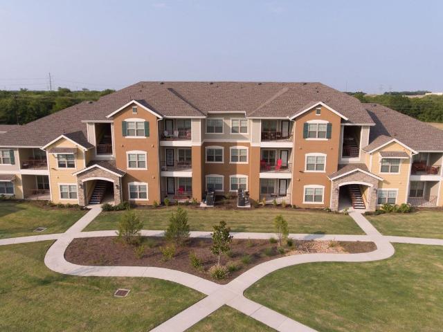 2 BR, 2 BA Apartment 7000 I 30 Frontage Road Unit 0133, Royse City, TX 75189