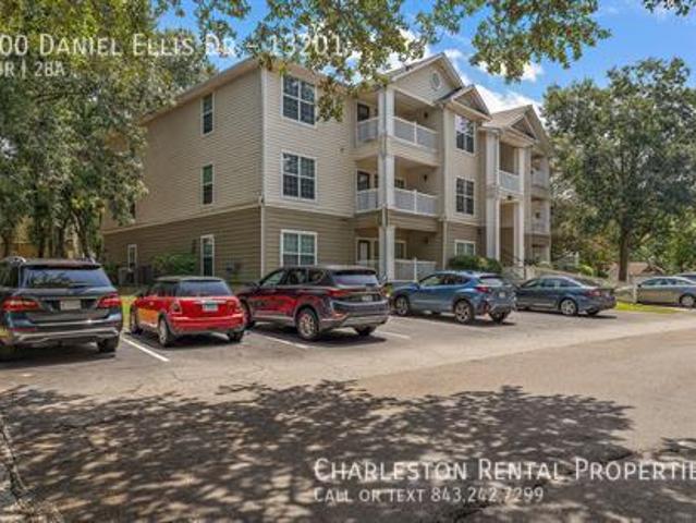 2 BR, 2 BA Apartment 700 Daniel Ellis Dr, Charleston, SC 29412