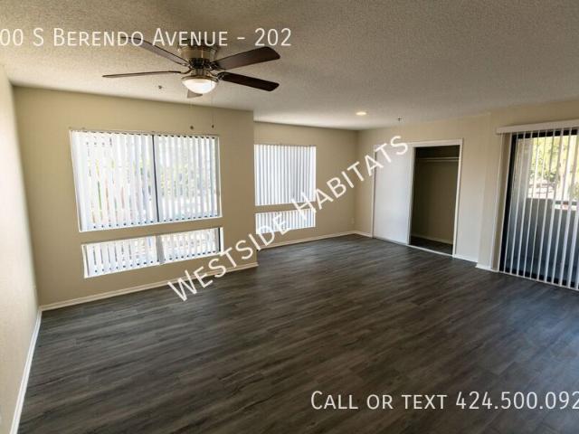 2 BR, 2 BA Apartment 700 S Berendo Avenue, Los Angeles, CA 90005