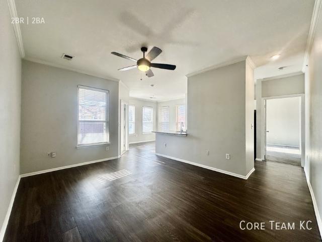 2 BR, 2 BA Apartment 701 Westport Road, Kansas City, MO 64111