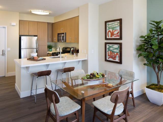 2 BR, 2 BA Apartment 701 Breeze Hill Road Unit 009 927, Vista, CA 92081