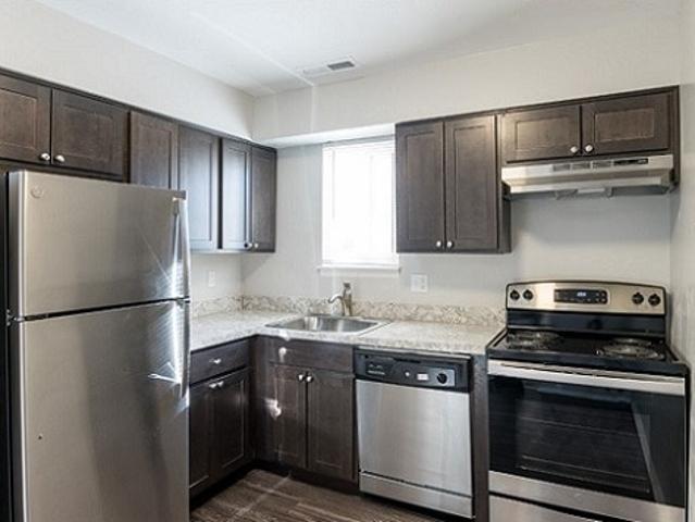 2 BR, 2 BA Apartment 701 Fern Valley Circle Unit 2, Catonsville, MD 21228