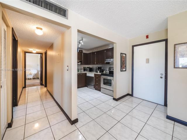 2 BR, 2 BA Apartment 701 Northeast 1st Court, Hallandale Beach, FL 33009