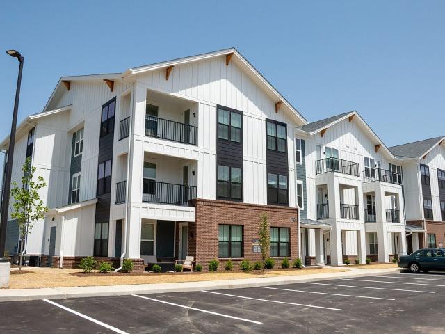2 BR, 2 BA Apartment 7071 Helm Street Unit 1200, Whitestown, IN 46075