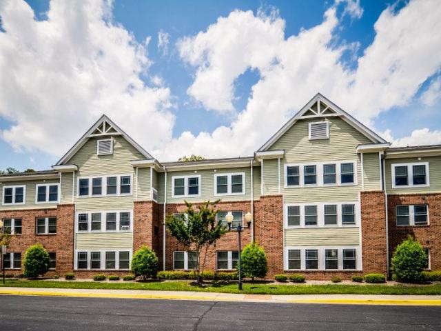 2 BR, 2 BA Apartment 7101 Bensley Commons Lane, North Chesterfield, VA 23237