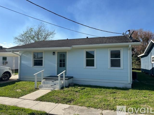 2 BR, 2 BA Apartment 712 Mc Culla St, Thibodaux, LA 70301