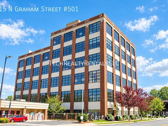2 BR, 2 BA Apartment 715 N Graham Street #501, Charlotte, NC 28202