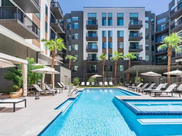 2 BR, 2 BA Apartment 7171 East Paradise Lane Unit 124, Scottsdale, AZ 85254