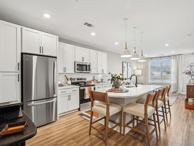 2 BR, 2 BA Apartment 718 Gesco Street Unit 315, Charlotte, NC 28208
