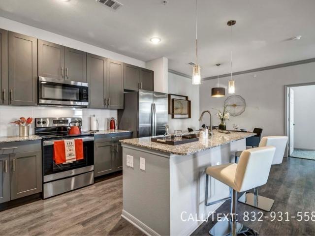 2 BR, 2 BA Apartment 7201 S Mason Rd, Richmond, TX 77407