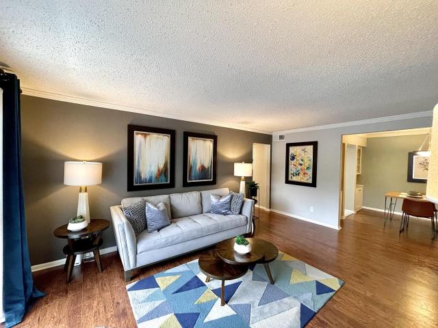 2 BR, 2 BA Apartment 726 Raleigh Court Unit 702C, Birmingham, AL 35209