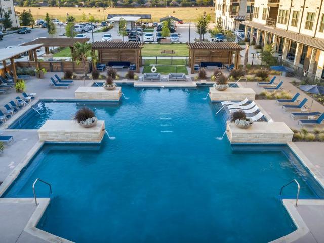 2 BR, 2 BA Apartment 7354 Harris Parkway Unit 02135, Fort Worth, TX 76132