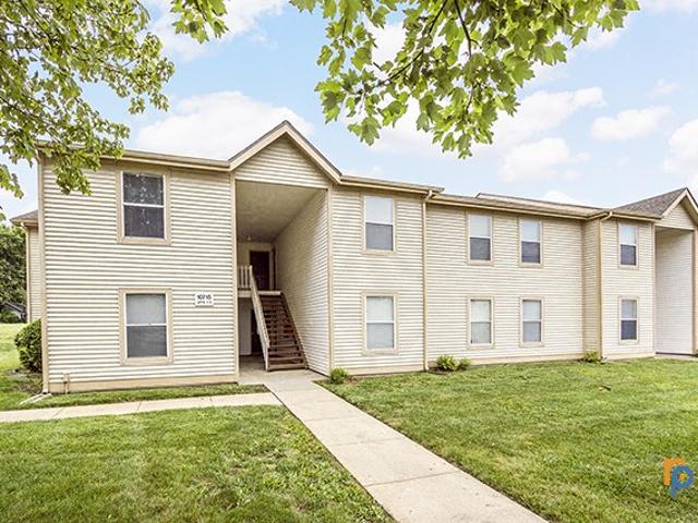 2 BR, 2 BA Apartment 8426 E. 108th St Kansas City, MO 64134