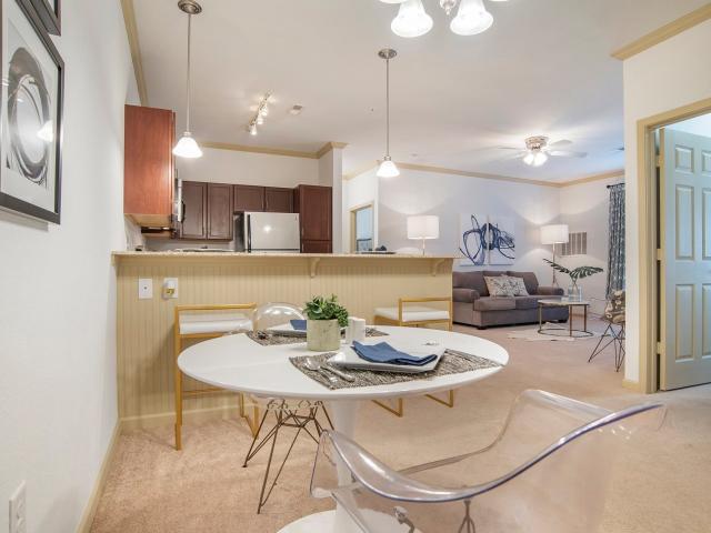 2 BR, 2 BA Apartment 8462 Eastchase Parkway Unit 04301, Montgomery, AL 36117