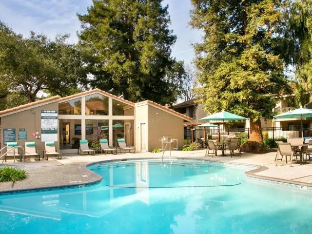 2 BR, 2 BA Apartment 850 Meridian Way Unit 111, San Jose, CA 95126