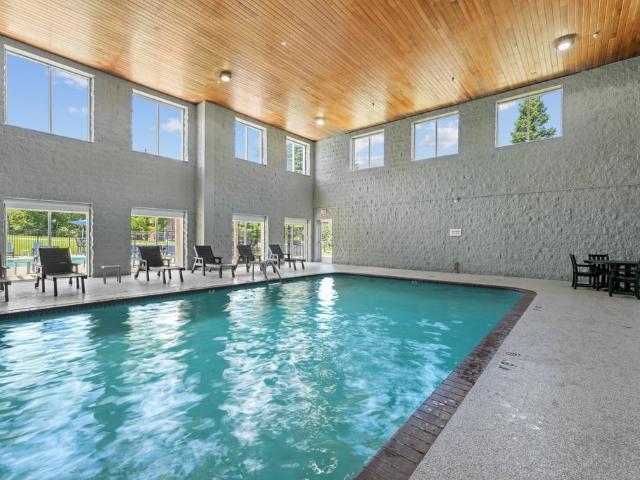2 BR, 2 BA Apartment 8564 Magnolia Trail Unit 04 305, Eden Prairie, MN 55344