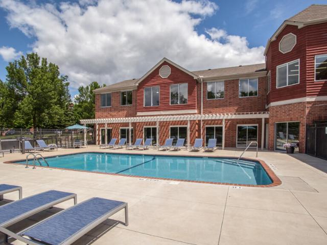 2 BR, 2 BA Apartment 8564 Magnolia Trail Unit 06 119, Eden Prairie, MN 55344