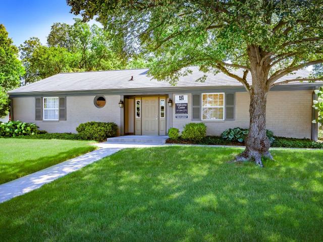 2 BR, 2 BA Apartment 8607 Cholla Rd Unit 1829 B, Indianapolis, IN 46240