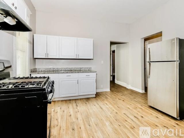 3 BR, 2 BA Apartment 4626 W Carol Ave, Glendale, AZ 85302