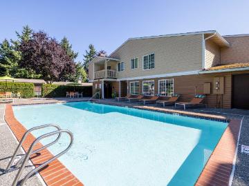 2 BR, 2 BA Apartment 8710 5th Avenue West Unit H332, Everett, WA 98204