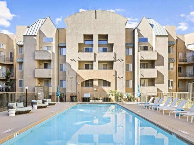 2 BR, 2 BA Apartment 8720 Costa Verde Boulevard Unit 5324, San Diego, CA 92192