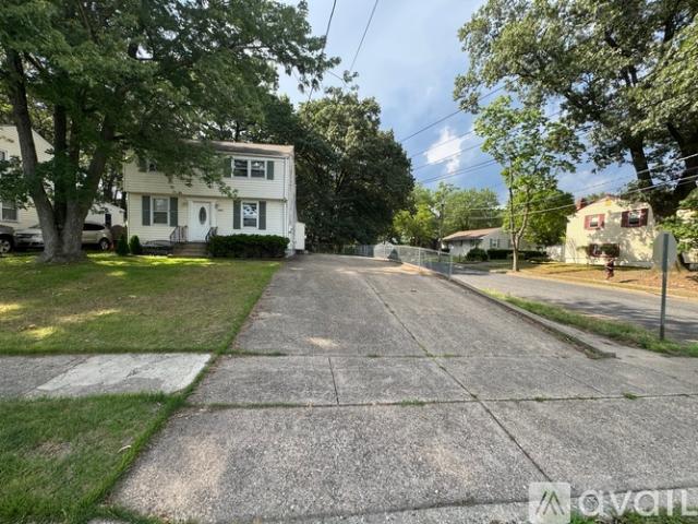 2 BR, 2 BA Apartment 8743 Orchard Avenue Floor 1, Pennsauken, NJ 08109