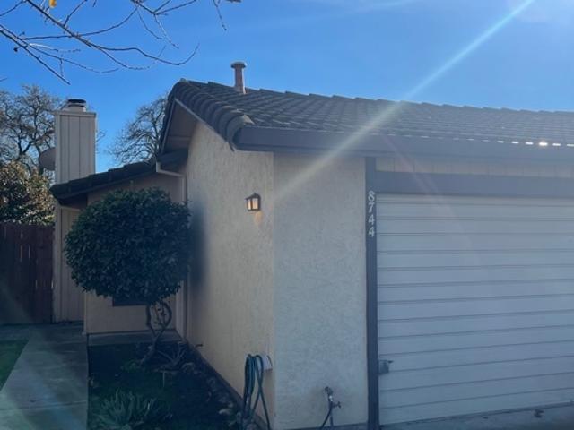 2 BR, 2 BA Apartment 8744 Fox Creek Drive, Unit 42, Stockton, CA 95210
