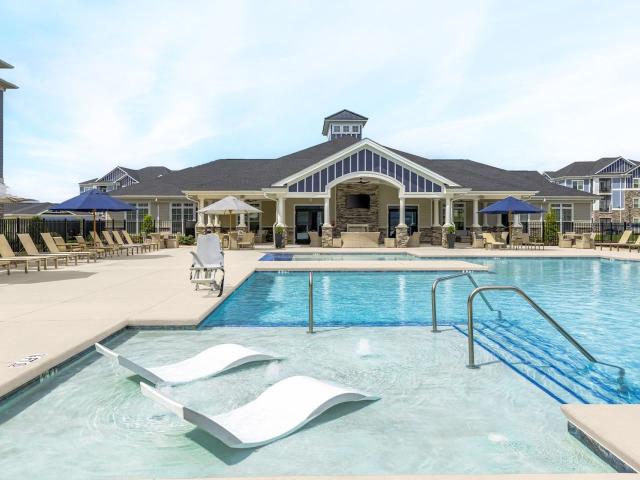 2 BR, 2 BA Apartment 875 Cornerstone Drive Unit 5 303, Knoxville, TN 37932