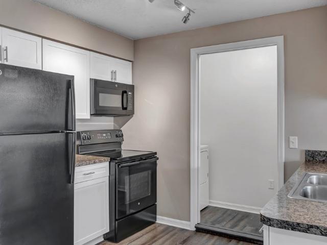 2 BR, 2 BA Apartment 8802 Brennan Circle Unit 12 303, Tampa, FL 33615