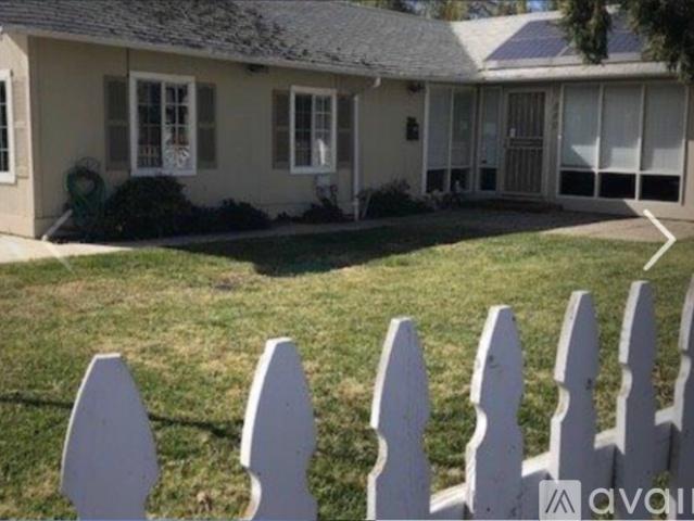 2 BR, 2 BA Apartment 880 Orange Street, Yuba City, CA 95991
