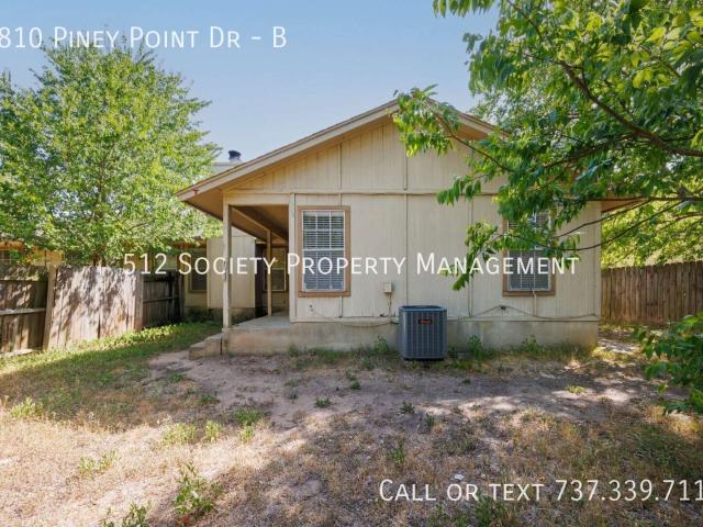2 BR, 2 BA Apartment 8810 Piney Point Dr, Austin, TX 78729