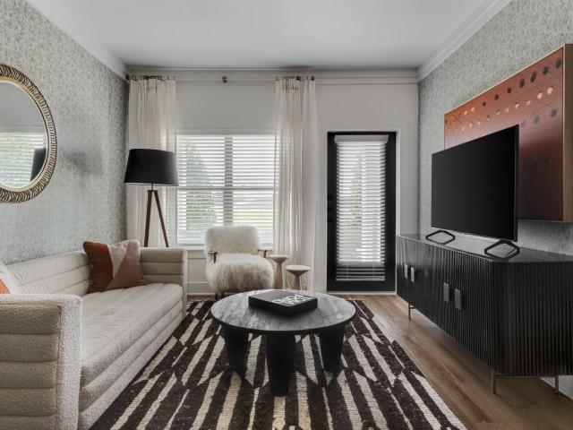 2 BR, 2 BA Apartment 8900 Harmon Road Unit 2 beds, 2 baths, $2094, Fort Worth, TX 76177