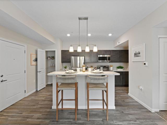 2 BR, 2 BA Apartment 8935 Thornton Hall Blvd Unit 1422H108, Reynoldsburg, OH 43068