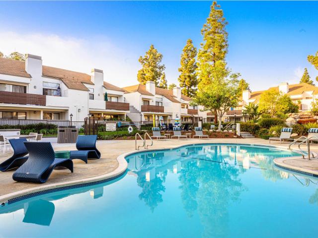 2 BR, 2 BA Apartment 8945 Riverbend Drive Unit 12 148, Huntington Beach, CA 92647