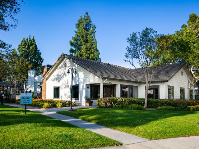2 BR, 2 BA Apartment 8950 Arrow Rte Unit 112, Rancho Cucamonga, CA 91730
