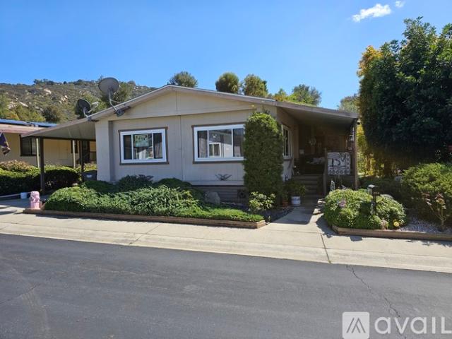 2 BR, 2 BA Apartment 8975 Lawrence Welk Drive, Unit 364, Escondido, CA 92026
