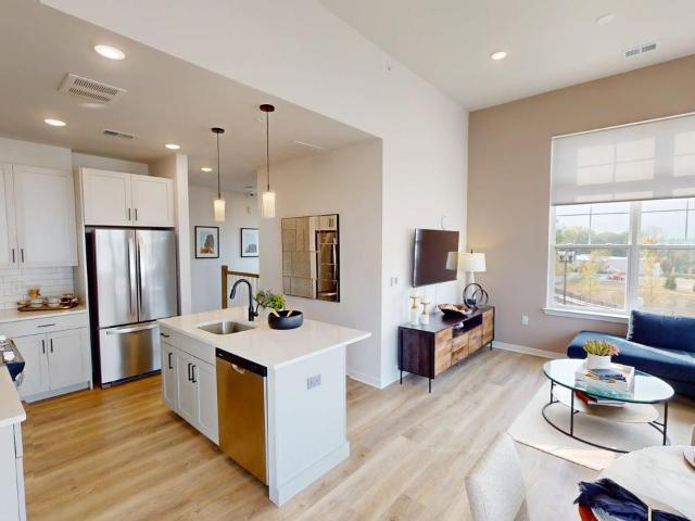 2 BR, 2 BA Apartment 8000 Crescent Circle Unit 0610, Randolph, NJ 07869