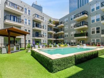 2 BR, 2 BA Apartment 800 Ross Avenue Unit 3107, Dallas, TX 75202