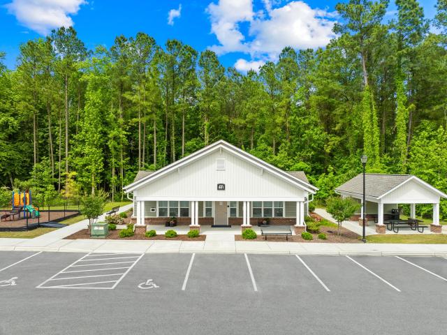 2 BR, 2 BA Apartment 801 Carolina Avenue Unit 6 F, New Bern, NC 28562