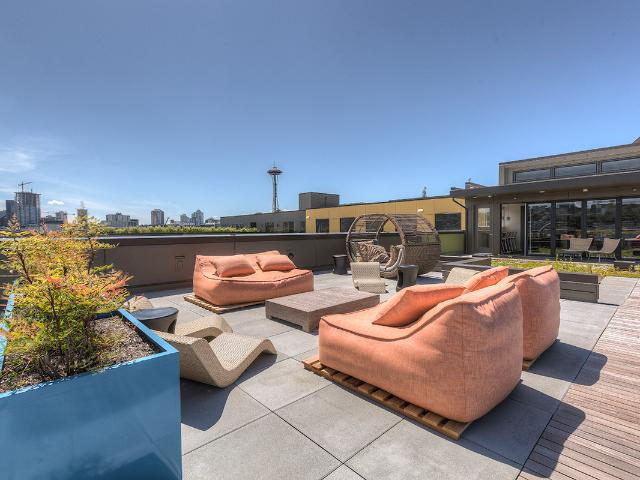 2 BR, 2 BA Apartment 801 Dexter Avenue North Unit 710, Seattle, WA 98109